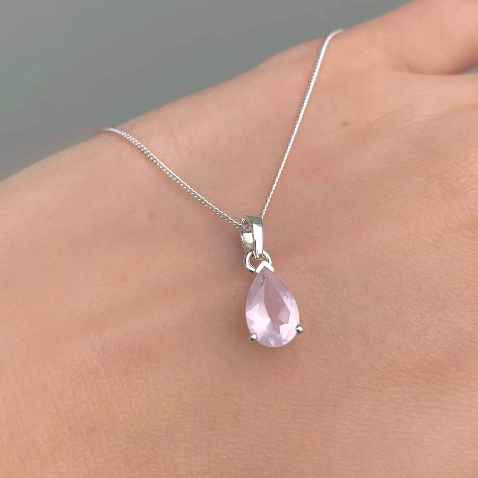 Classic Rose Quartz Necklace