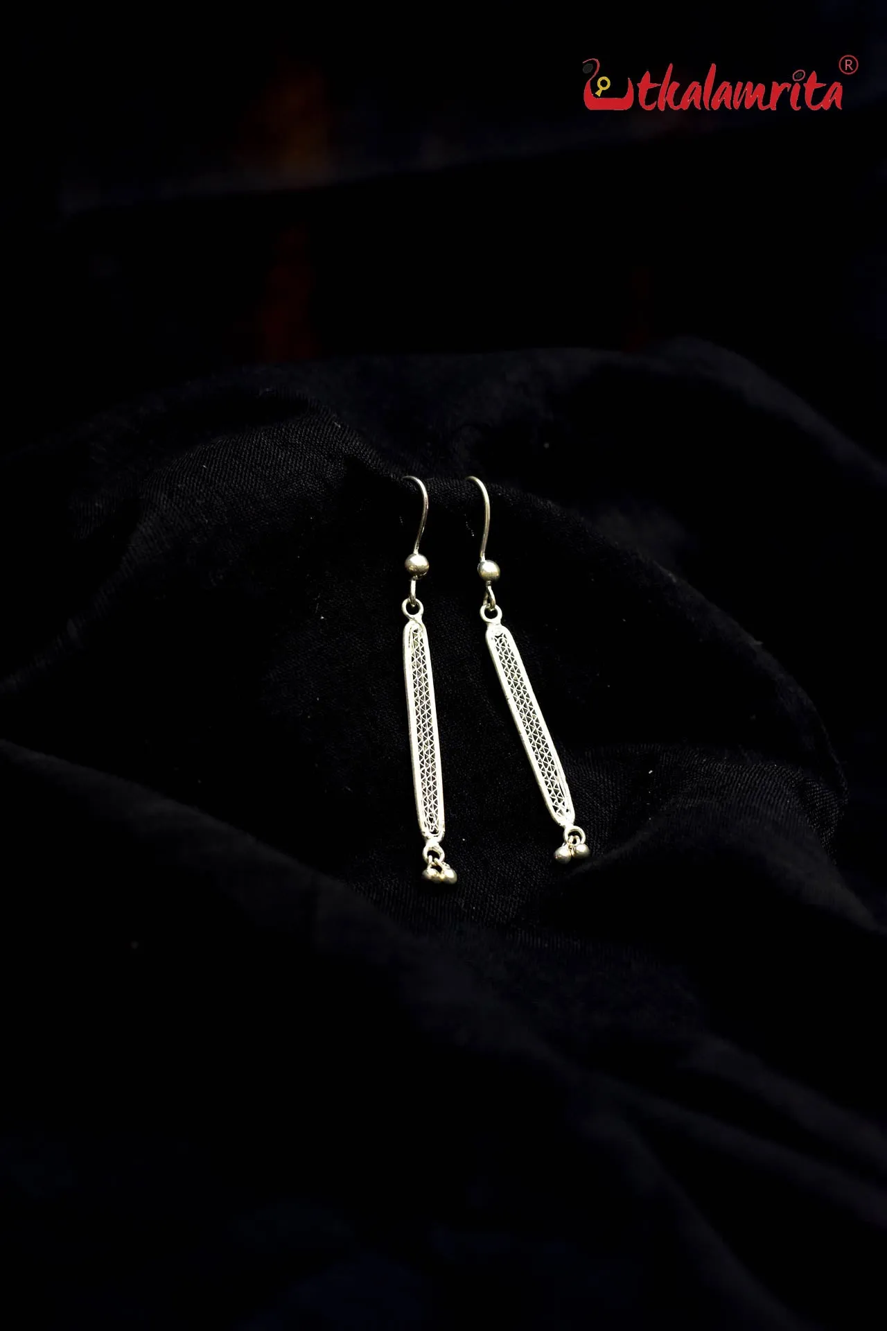 Long Filigree Straight (Danglers)