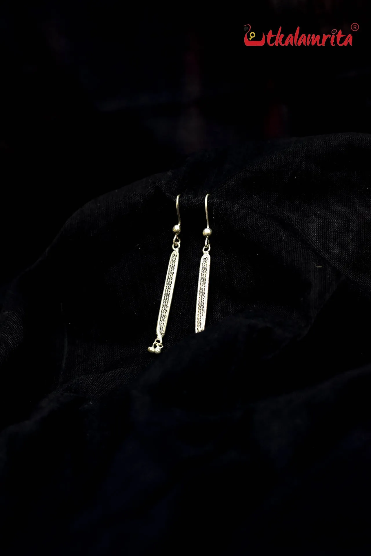 Long Filigree Straight (Danglers)