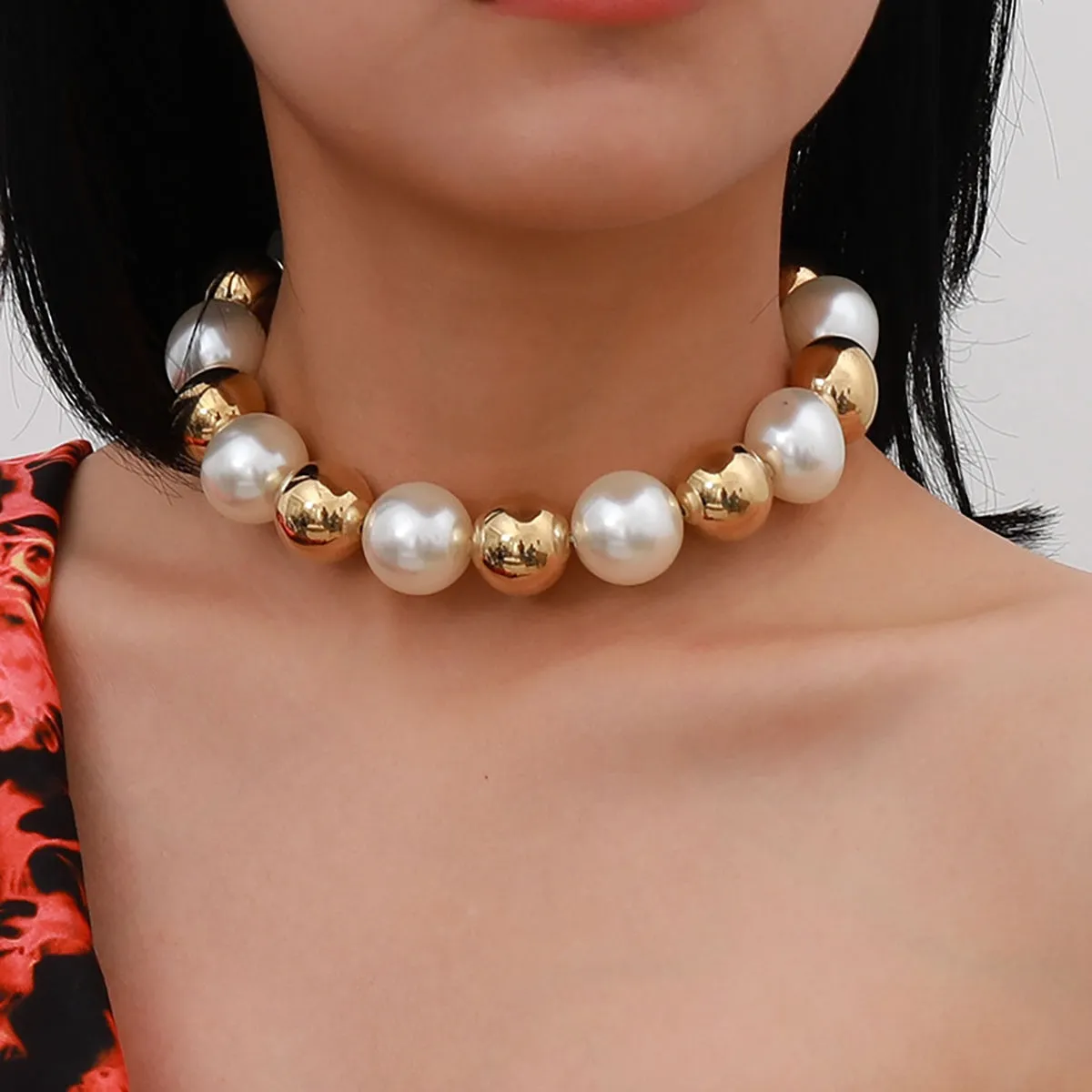 Multi-Layer White Imitation Pearl Necklace Bead  Chain Punk Ladies Wedding Short Clavicle Necklac Girl Charm Banquet Jewelry