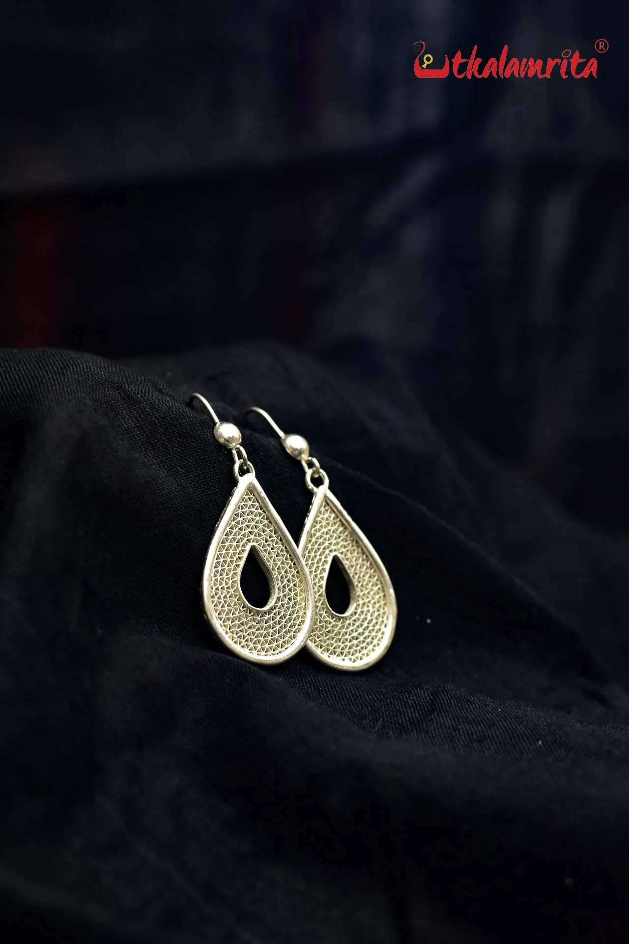 Silver Filigree Teardrops (Danglers)