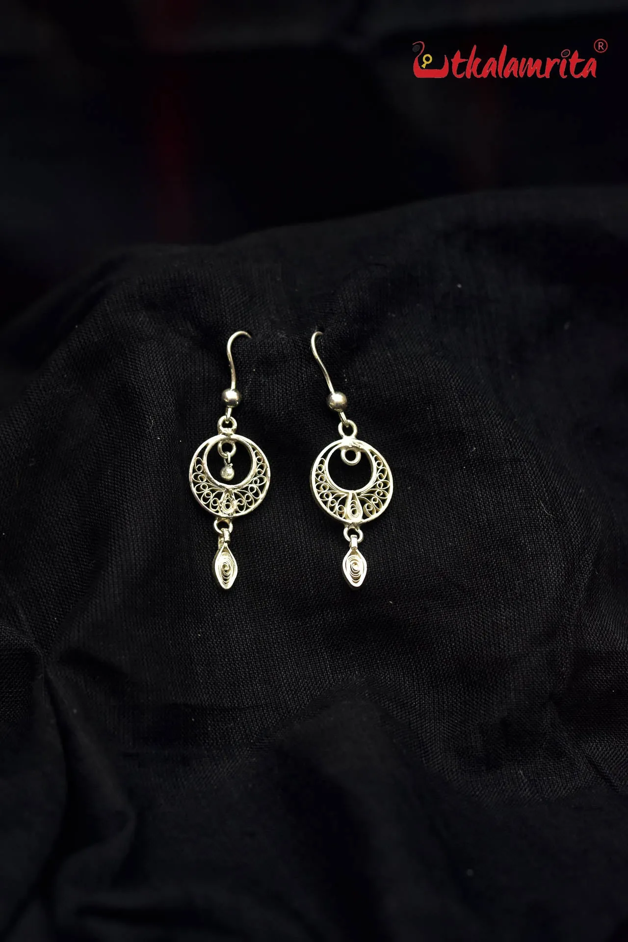 Small Silver Round with Drops (Dangler)