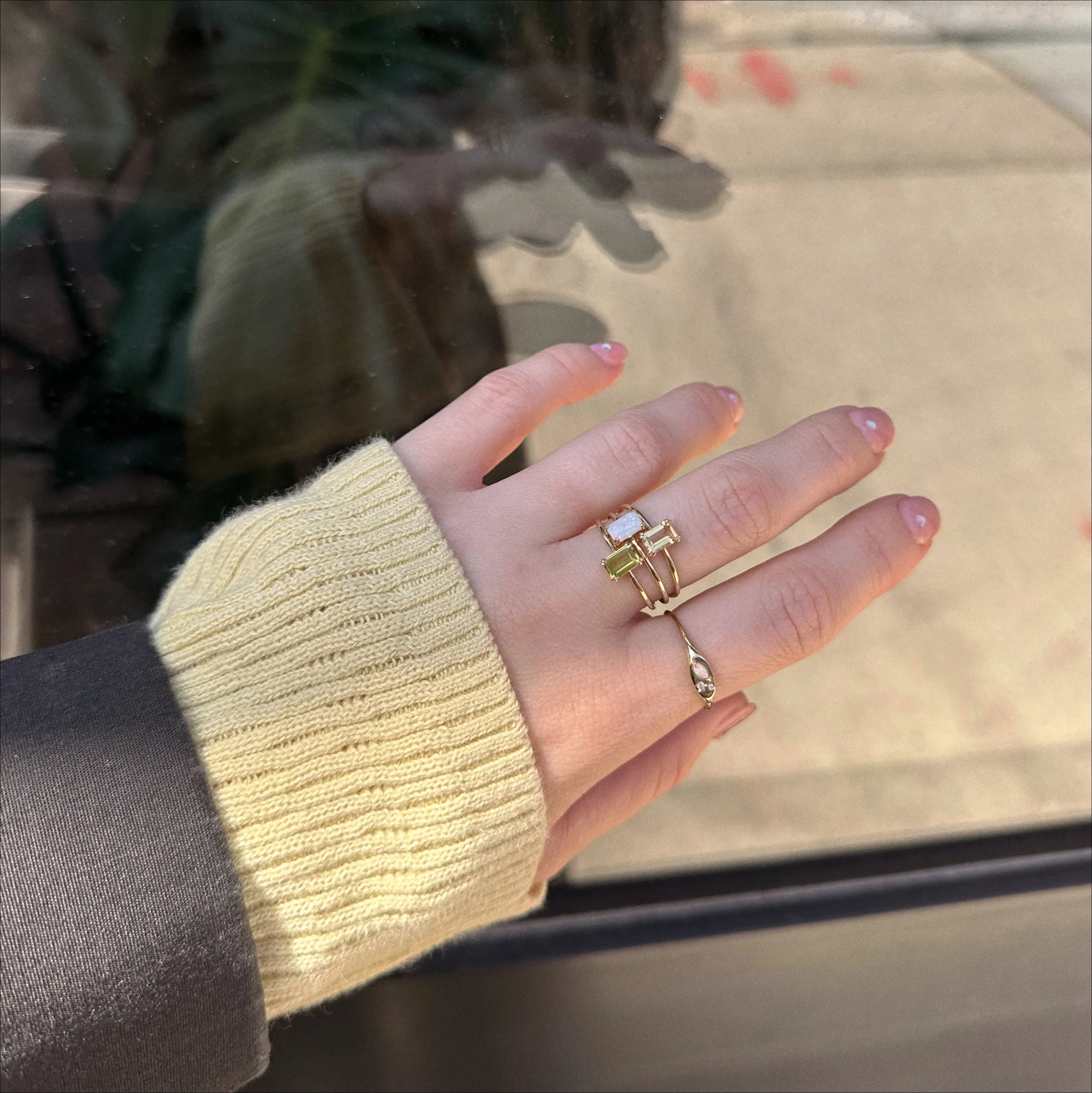 Solid Gold Essential Baguette Birthstone Ring