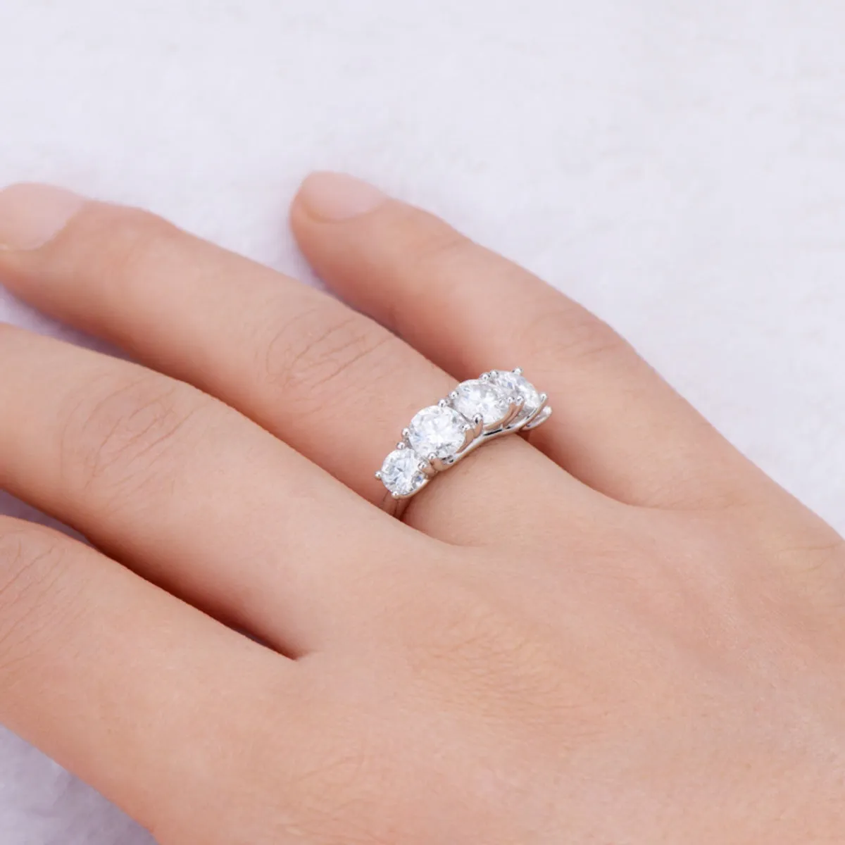 Timeless Brilliance: 3-6 Carat Moissanite 925 Sterling Silver Ring